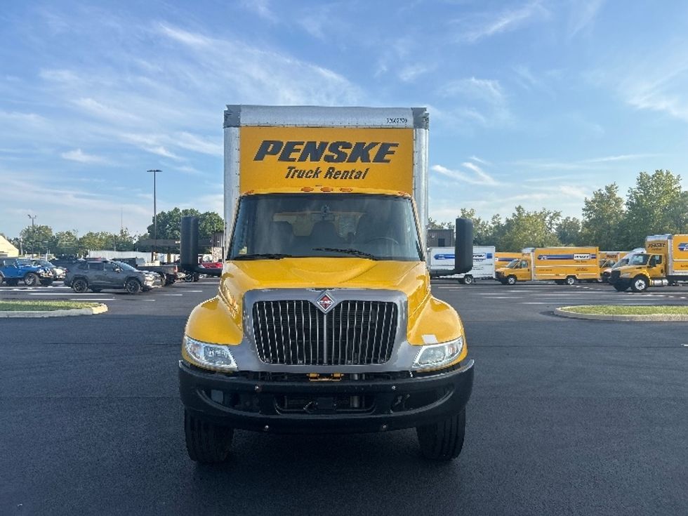 Medium Duty Box Truck-Light and Medium Duty Trucks-International-2022-MV607-Dayton-OH-237,572\n\t\tmiles-$ 39,250 - Image 2