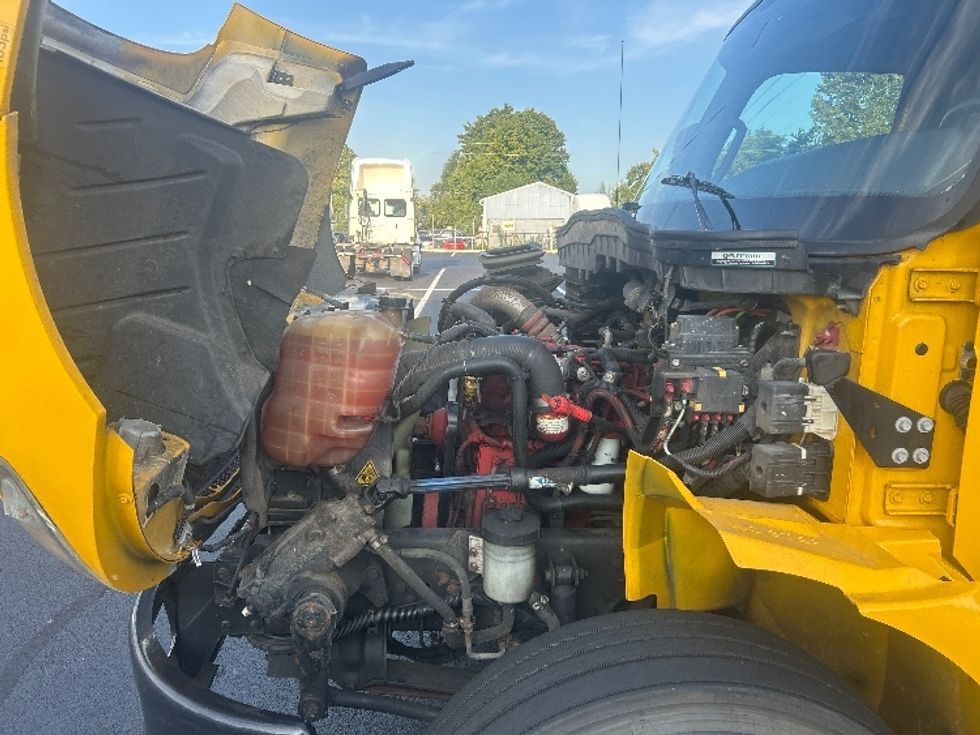 Medium Duty Box Truck-Light and Medium Duty Trucks-International-2022-MV607-Dayton-OH-237,572\n\t\tmiles-$ 39,250 - Image 24