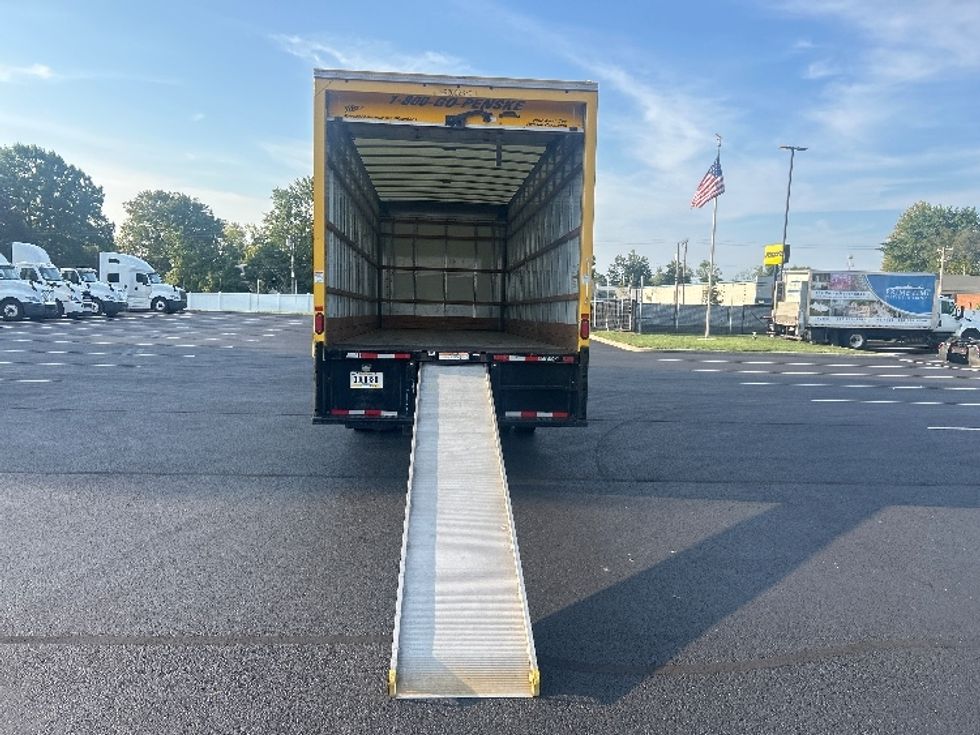 Medium Duty Box Truck-Light and Medium Duty Trucks-International-2022-MV607-Dayton-OH-237,572\n\t\tmiles-$ 39,250 - Image 9