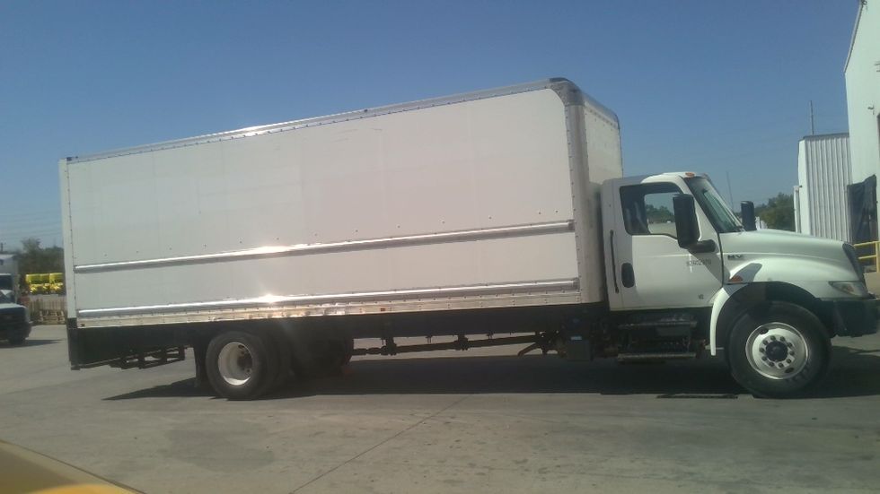 Medium Duty Box Truck-Light and Medium Duty Trucks-International-2022-MV607-Denton-TX-238,111\n\t\tmiles-$ 43,250 - Image 15