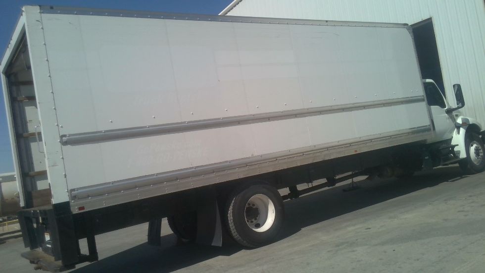 Medium Duty Box Truck-Light and Medium Duty Trucks-International-2022-MV607-Denton-TX-238,111\n\t\tmiles-$ 43,250 - Image 25