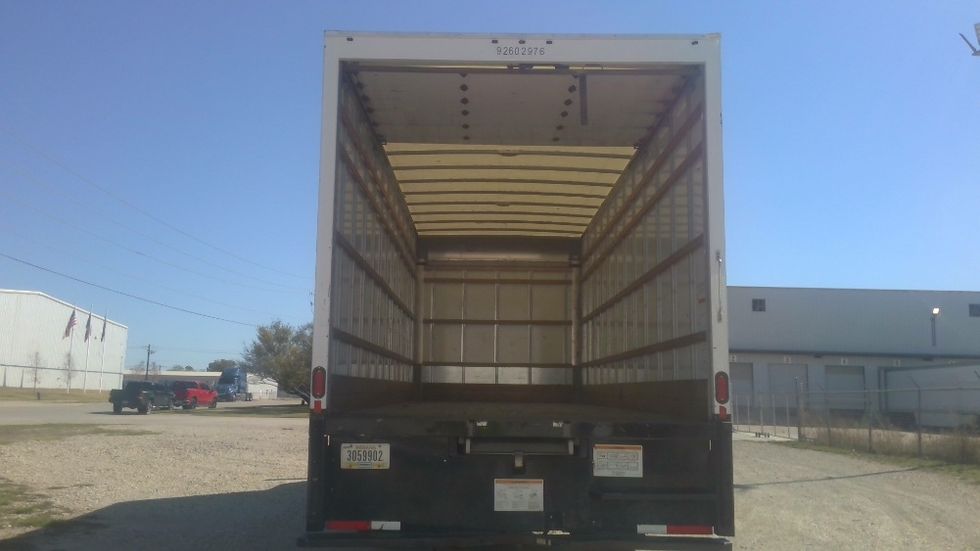 Medium Duty Box Truck-Light and Medium Duty Trucks-International-2022-MV607-Denton-TX-238,111\n\t\tmiles-$ 43,250 - Image 9
