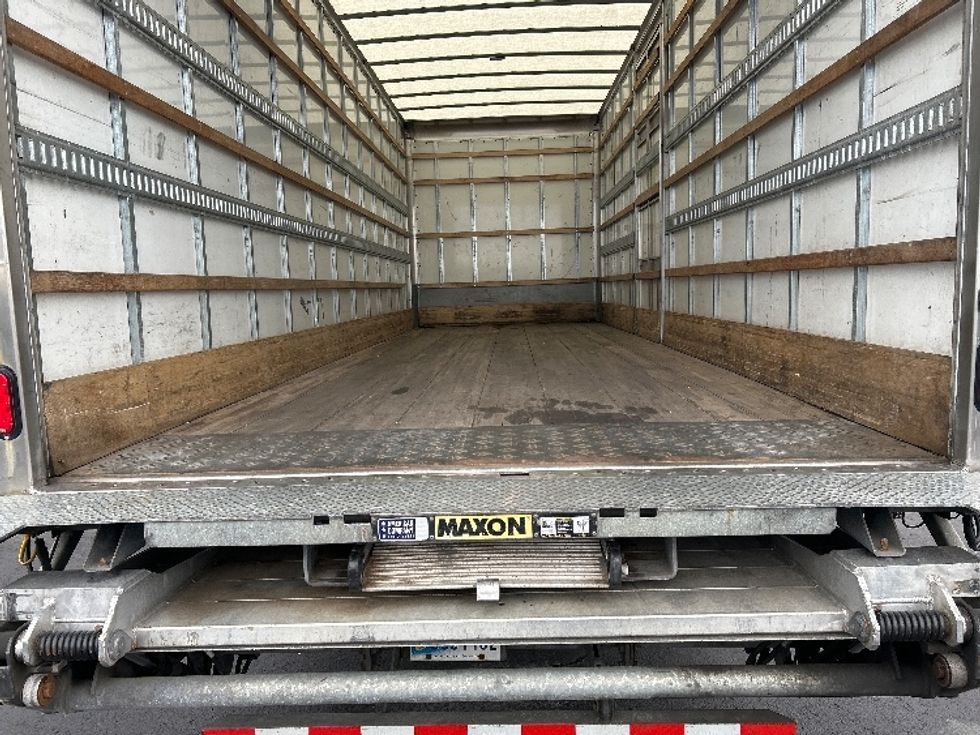 Medium Duty Box Truck-Light and Medium Duty Trucks-International-2022-MV607-Denver-CO-130,131\n\t\tmiles-$ 64,000 - Image 10