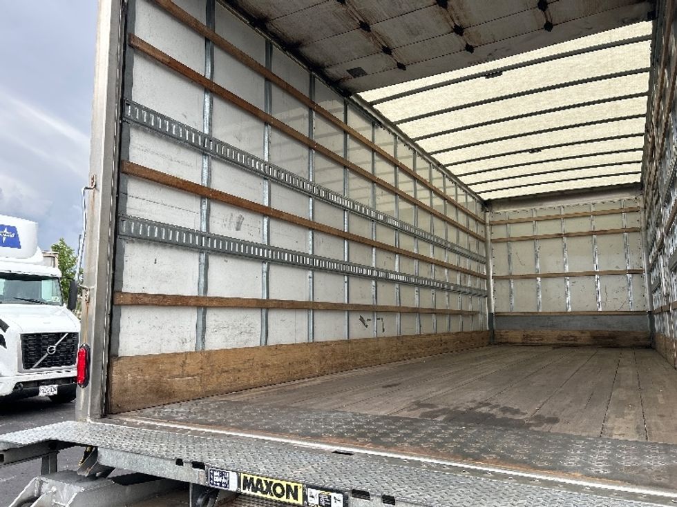 Medium Duty Box Truck-Light and Medium Duty Trucks-International-2022-MV607-Denver-CO-130,131\n\t\tmiles-$ 64,000 - Image 11