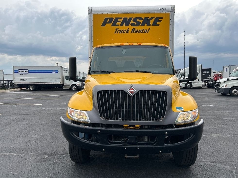 Medium Duty Box Truck-Light and Medium Duty Trucks-International-2022-MV607-Denver-CO-130,131\n\t\tmiles-$ 64,000 - Image 2