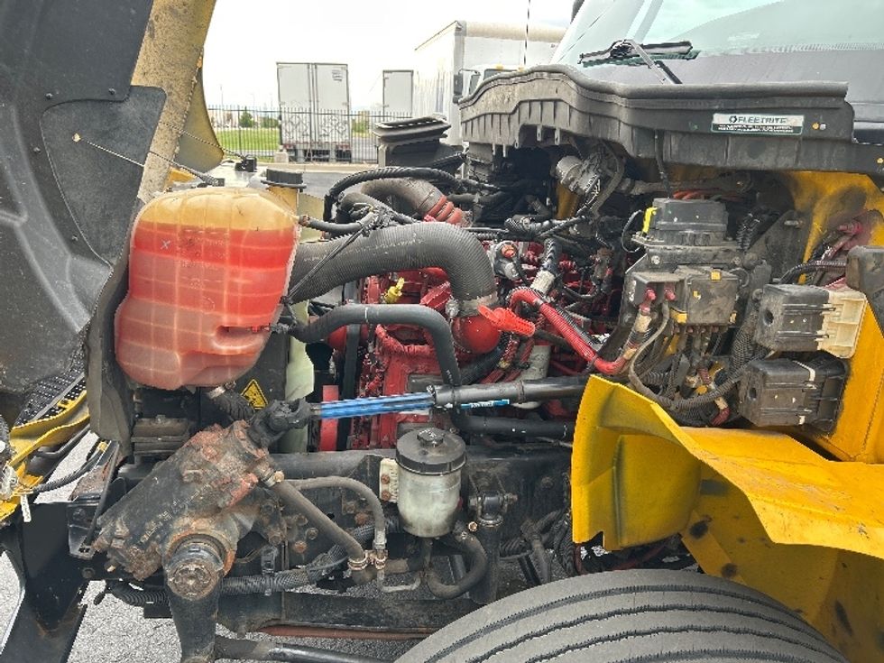 Medium Duty Box Truck-Light and Medium Duty Trucks-International-2022-MV607-Denver-CO-130,131\n\t\tmiles-$ 64,000 - Image 24