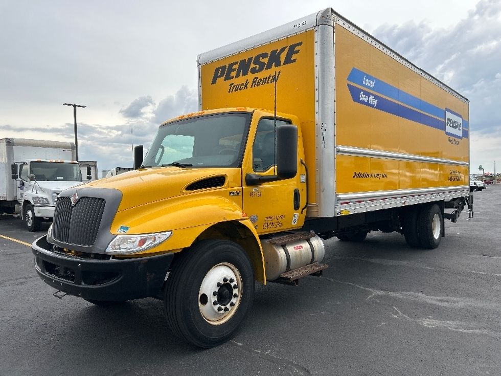 Medium Duty Box Truck-Light and Medium Duty Trucks-International-2022-MV607-Denver-CO-130,131\n\t\tmiles-$ 64,000 - Image 3