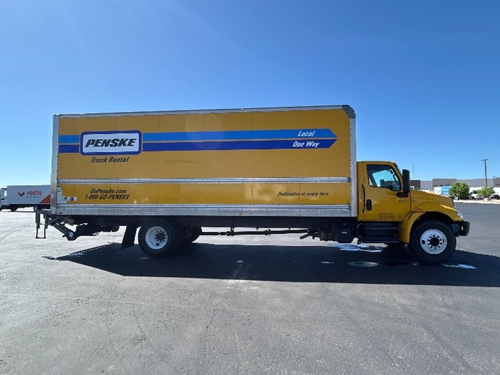 Medium Duty Box Truck-Light and Medium Duty Trucks-International-2022-MV607-Denver-CO-187,055\n\t\tmiles-$ 54,000 - Image 15