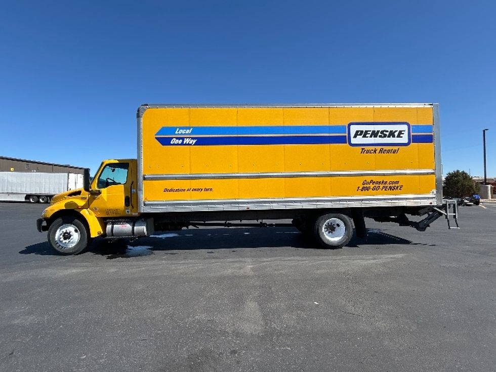 Medium Duty Box Truck-Light and Medium Duty Trucks-International-2022-MV607-Denver-CO-187,055\n\t\tmiles-$ 54,000 - Image 4