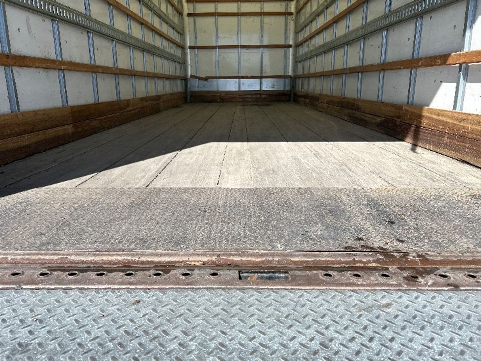 Medium Duty Box Truck-Light and Medium Duty Trucks-International-2022-MV607-Denver-CO-187,055\n\t\tmiles-$ 54,000 - Image 7