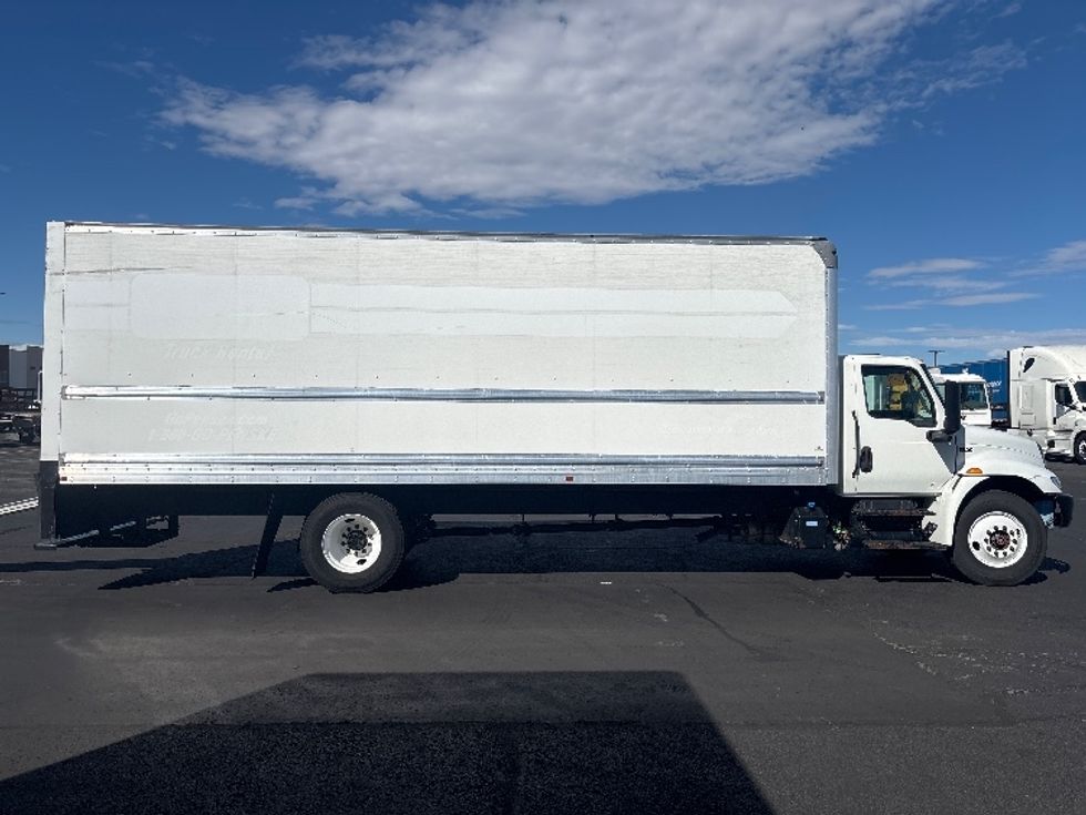 Medium Duty Box Truck-Light and Medium Duty Trucks-International-2022-MV607-Denver-CO-279,078\n\t\tmiles-$ 36,000 - Image 15