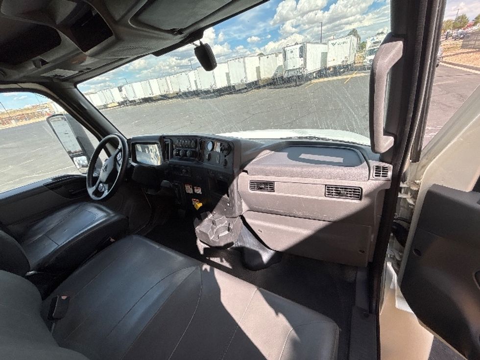 Medium Duty Box Truck-Light and Medium Duty Trucks-International-2022-MV607-Denver-CO-279,078\n\t\tmiles-$ 36,000 - Image 21
