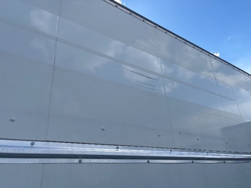 Medium Duty Box Truck-Light and Medium Duty Trucks-International-2022-MV607-Denver-CO-279,078\n\t\tmiles-$ 36,000 - Image 25