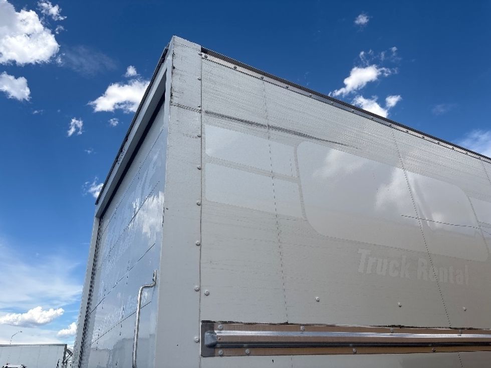 Medium Duty Box Truck-Light and Medium Duty Trucks-International-2022-MV607-Denver-CO-279,078\n\t\tmiles-$ 36,000 - Image 26