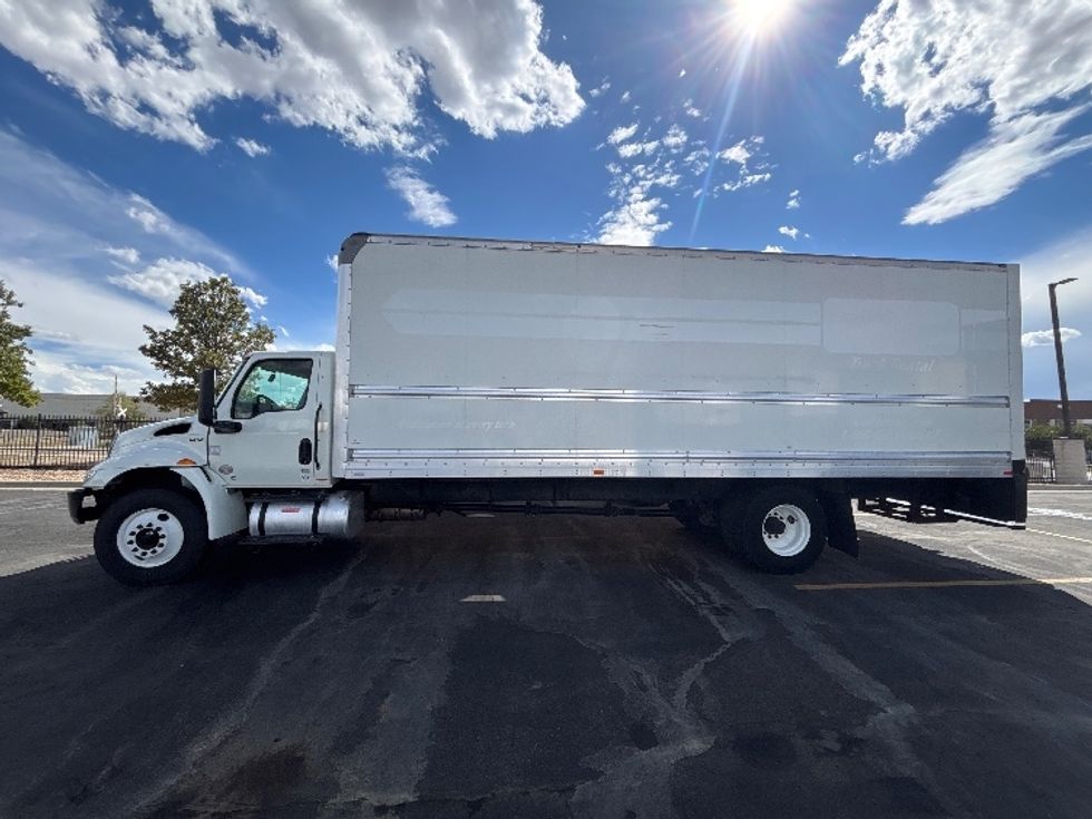 Medium Duty Box Truck-Light and Medium Duty Trucks-International-2022-MV607-Denver-CO-279,078\n\t\tmiles-$ 36,000 - Image 4