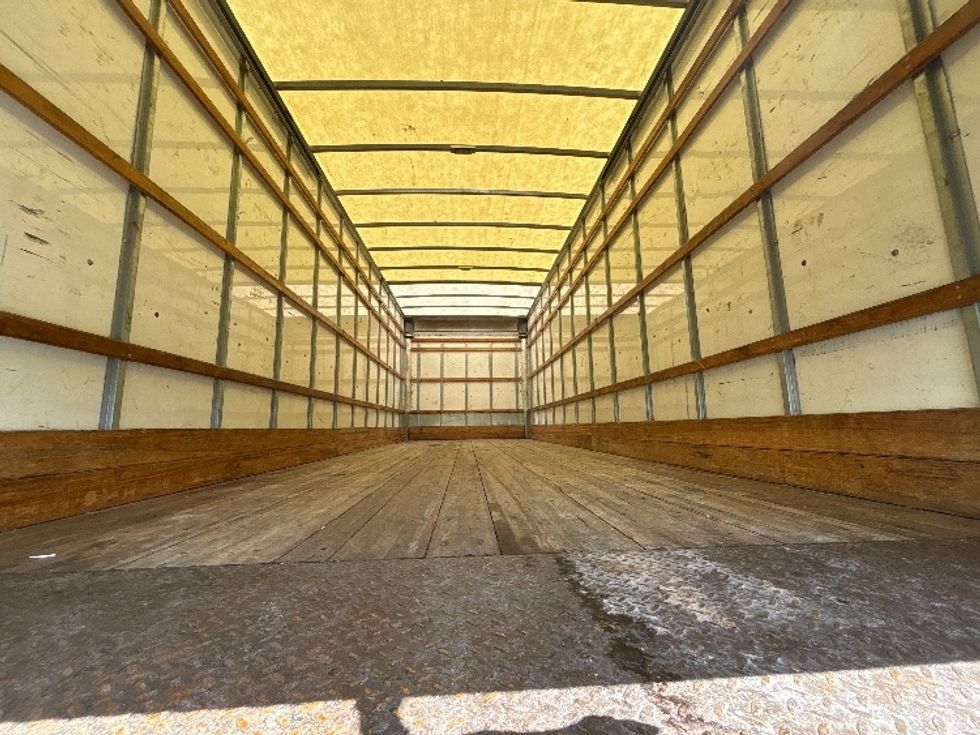 Medium Duty Box Truck-Light and Medium Duty Trucks-International-2022-MV607-Denver-CO-279,078\n\t\tmiles-$ 36,000 - Image 8
