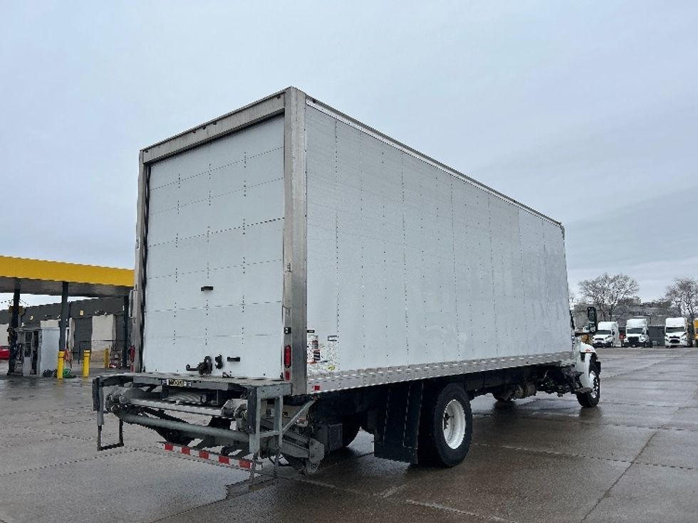 Medium Duty Box Truck-Light and Medium Duty Trucks-International-2022-MV607-Des Moines-IA-118,993\n\t\tmiles-$ 66,000 - Image 13