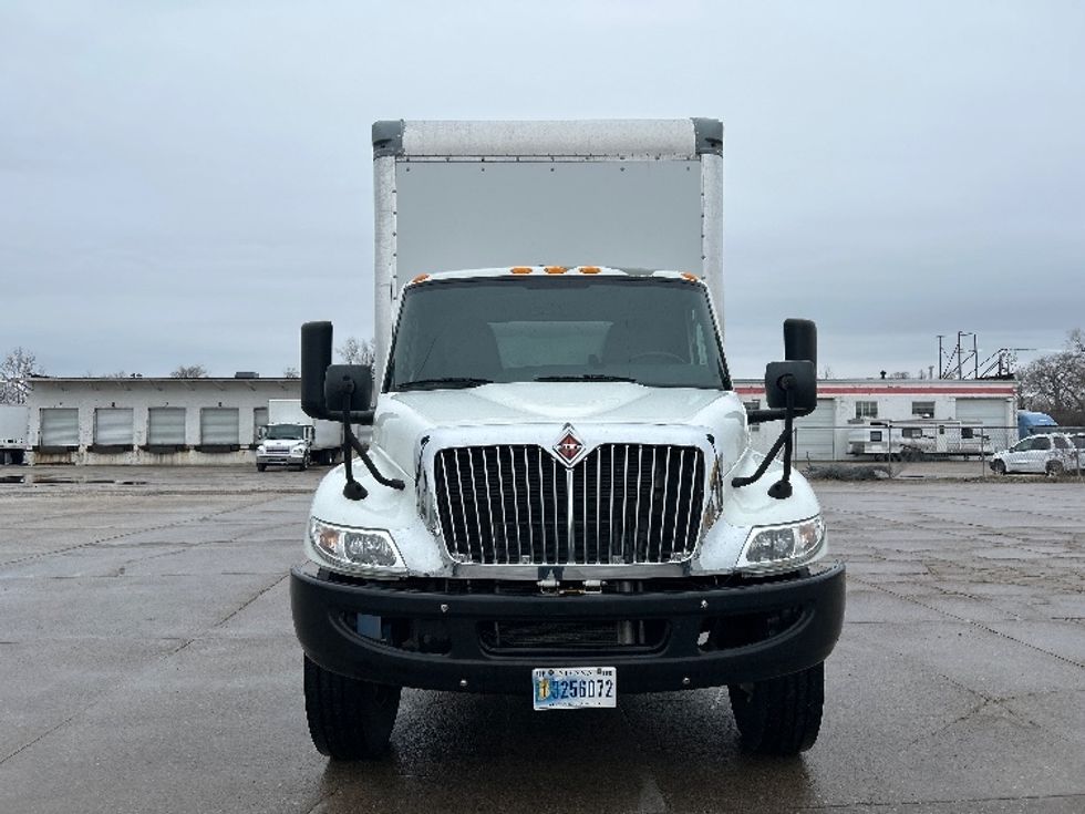 Medium Duty Box Truck-Light and Medium Duty Trucks-International-2022-MV607-Des Moines-IA-118,993\n\t\tmiles-$ 66,000 - Image 2