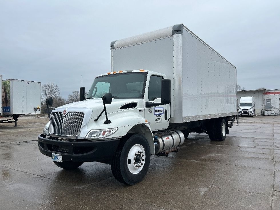 Medium Duty Box Truck-Light and Medium Duty Trucks-International-2022-MV607-Des Moines-IA-118,993\n\t\tmiles-$ 66,000 - Image 3