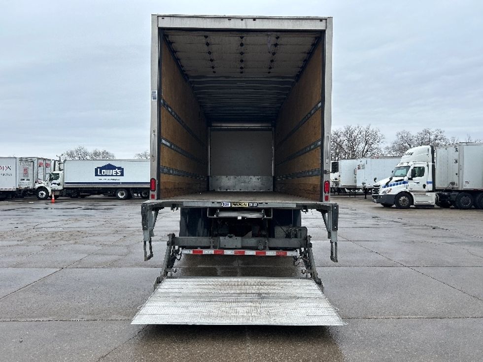 Medium Duty Box Truck-Light and Medium Duty Trucks-International-2022-MV607-Des Moines-IA-118,993\n\t\tmiles-$ 66,000 - Image 9
