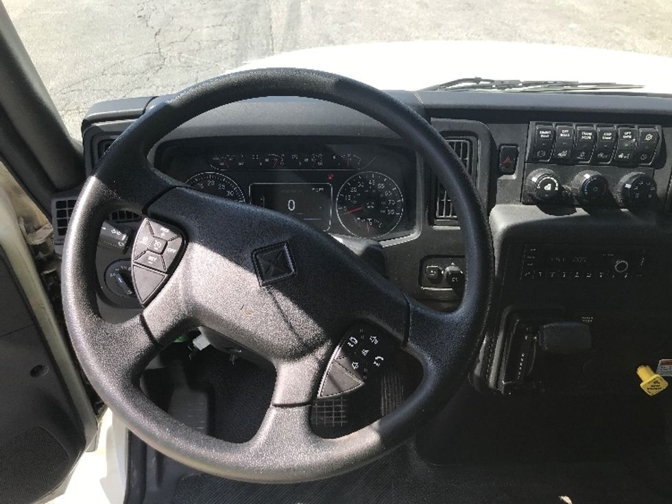 Medium Duty Box Truck-Light and Medium Duty Trucks-International-2022-MV607-Duluth-GA-113,921\n\t\tmiles-$ 78,000 - Image 18