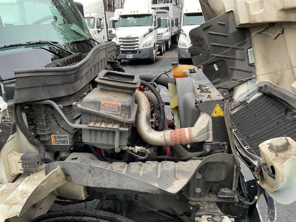 Medium Duty Box Truck-Light and Medium Duty Trucks-International-2022-MV607-Duluth-GA-286,737\n\t\tmiles-$ 46,750 - Image 22