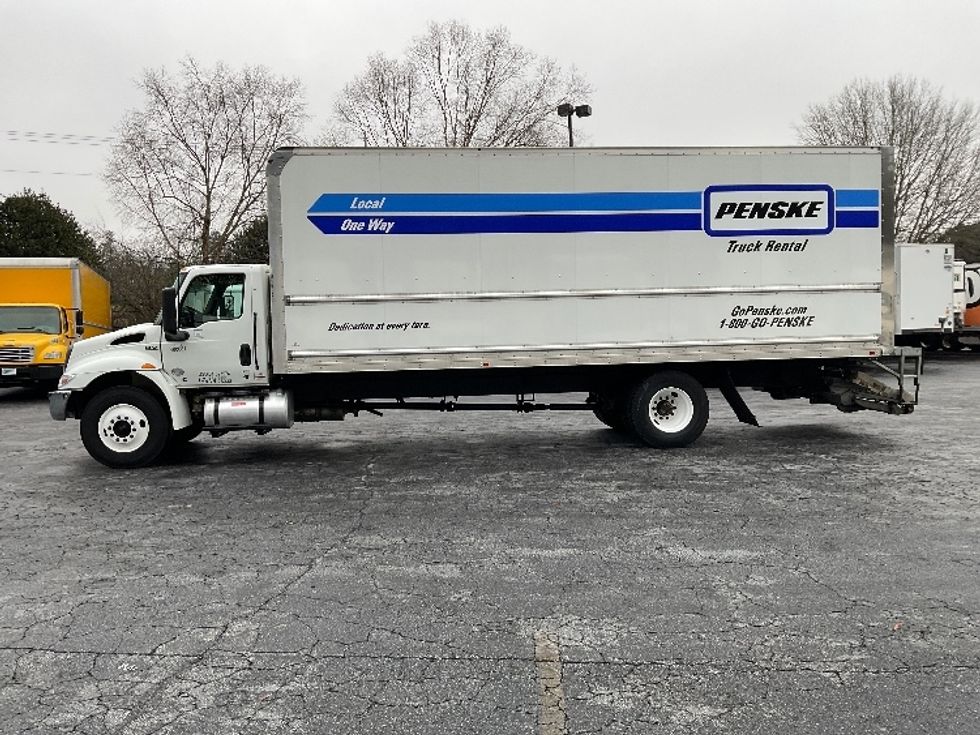 Medium Duty Box Truck-Light and Medium Duty Trucks-International-2022-MV607-Duluth-GA-286,737\n\t\tmiles-$ 46,750 - Image 4