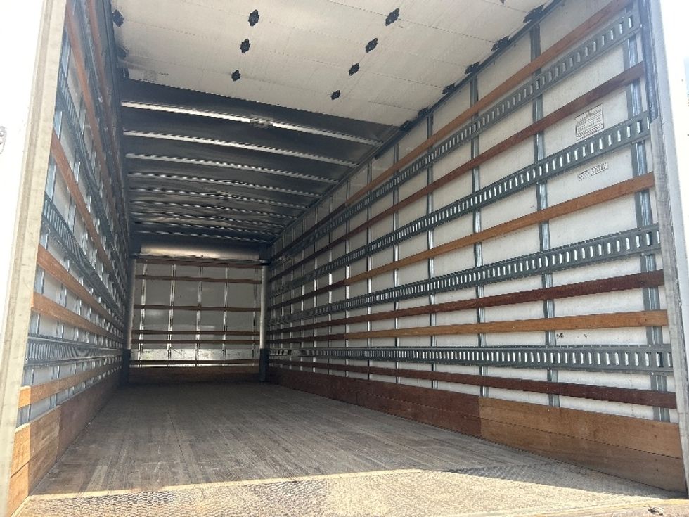 Medium Duty Box Truck-Light and Medium Duty Trucks-International-2022-MV607-Duluth-GA-356,880\n\t\tmiles-$ 23,250 - Image 12