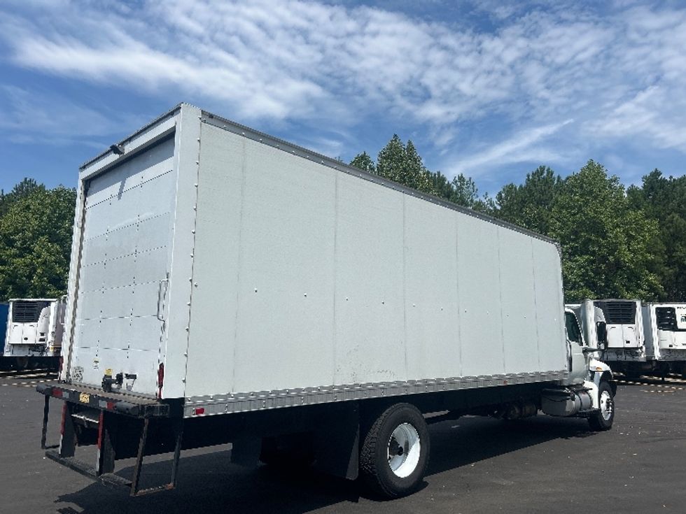 Medium Duty Box Truck-Light and Medium Duty Trucks-International-2022-MV607-Duluth-GA-356,880\n\t\tmiles-$ 23,250 - Image 13