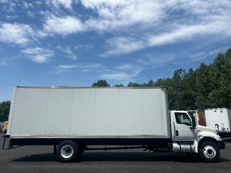 Medium Duty Box Truck-Light and Medium Duty Trucks-International-2022-MV607-Duluth-GA-356,880\n\t\tmiles-$ 23,250 - Image 15