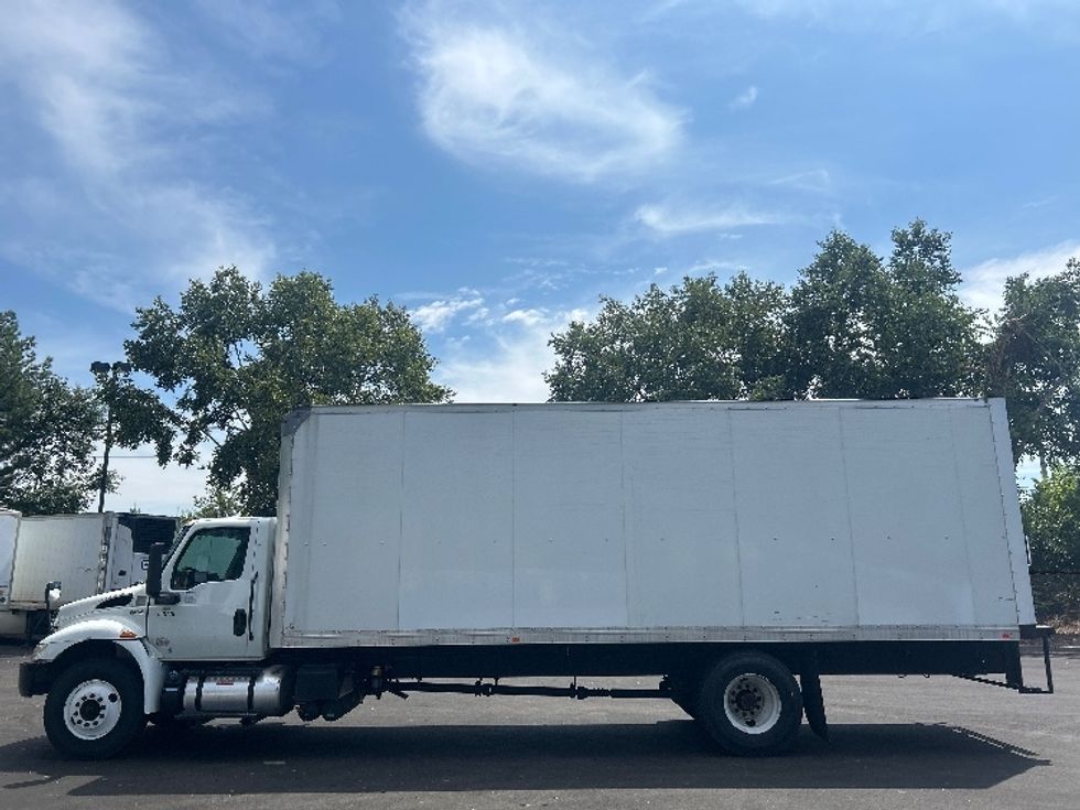 Medium Duty Box Truck-Light and Medium Duty Trucks-International-2022-MV607-Duluth-GA-356,880\n\t\tmiles-$ 23,250 - Image 4
