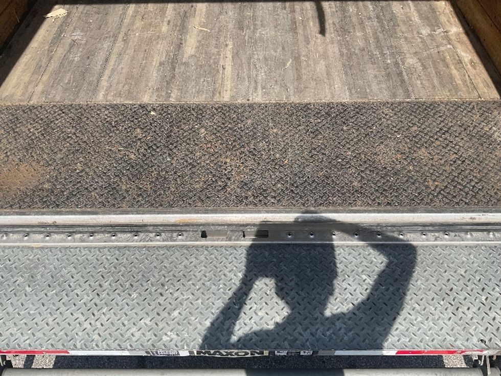 Medium Duty Box Truck-Light and Medium Duty Trucks-International-2022-MV607-Earth City-MO-121,669\n\t\tmiles-$ 71,250 - Image 10