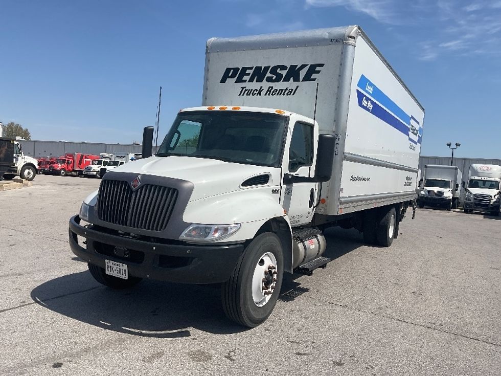 Medium Duty Box Truck-Light and Medium Duty Trucks-International-2022-MV607-Earth City-MO-121,669\n\t\tmiles-$ 71,250 - Image 3