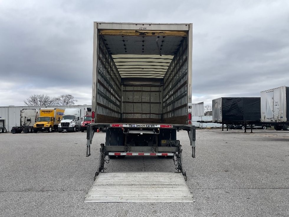 Medium Duty Box Truck-Light and Medium Duty Trucks-International-2022-MV607-Earth City-MO-224,186\n\t\tmiles-$ 44,000 - Image 9