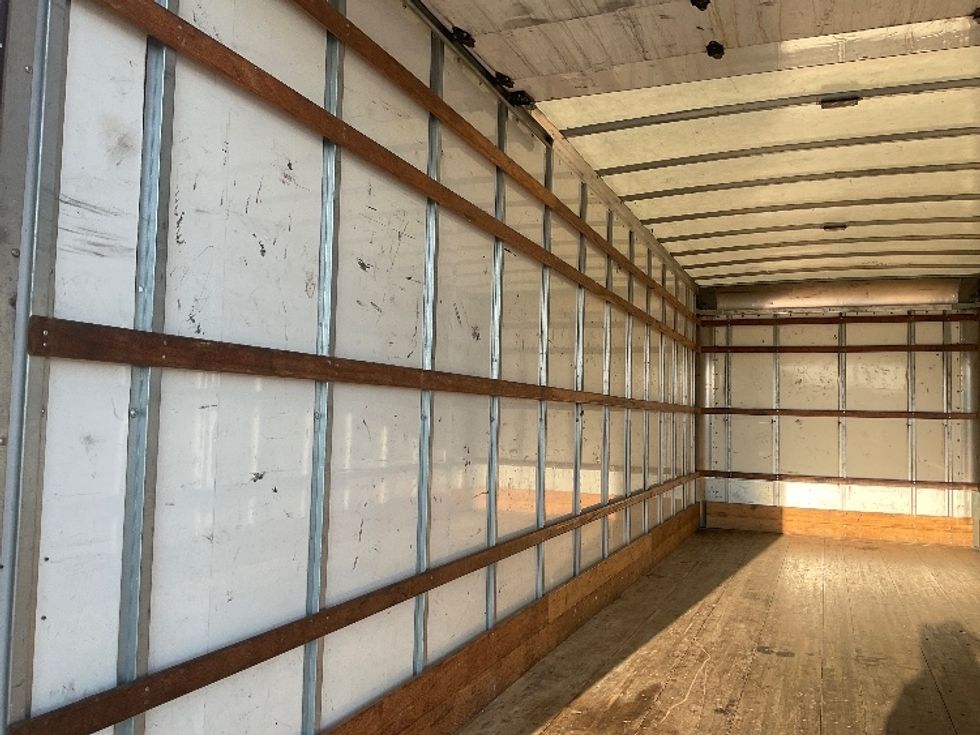 Medium Duty Box Truck-Light and Medium Duty Trucks-International-2022-MV607-Earth City-MO-234,537\n\t\tmiles-$ 38,500 - Image 11