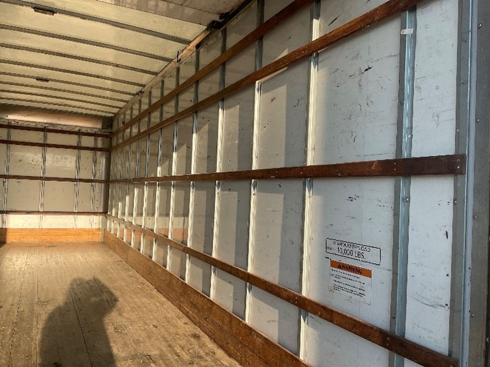 Medium Duty Box Truck-Light and Medium Duty Trucks-International-2022-MV607-Earth City-MO-234,537\n\t\tmiles-$ 38,500 - Image 12