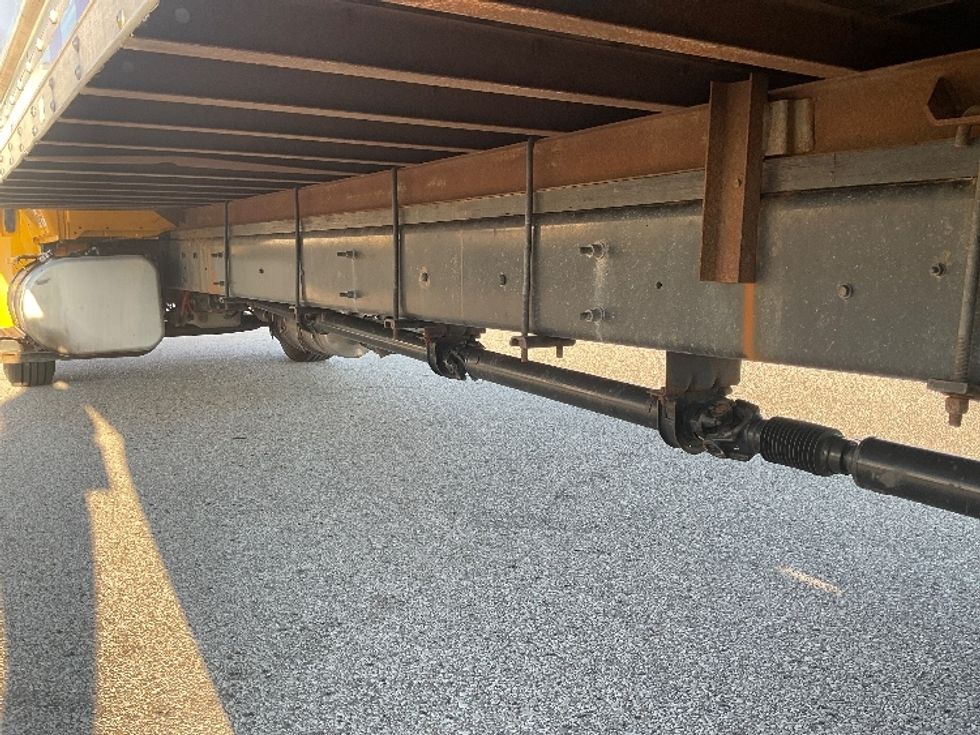 Medium Duty Box Truck-Light and Medium Duty Trucks-International-2022-MV607-Earth City-MO-234,537\n\t\tmiles-$ 38,500 - Image 5