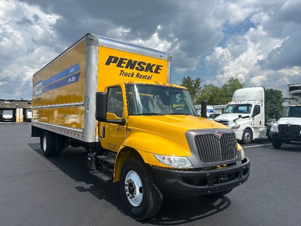 Medium Duty Box Truck-Light and Medium Duty Trucks-International-2022-MV607-Earth City-MO-243,657\n\t\tmiles-$ 36,750 - Image 1
