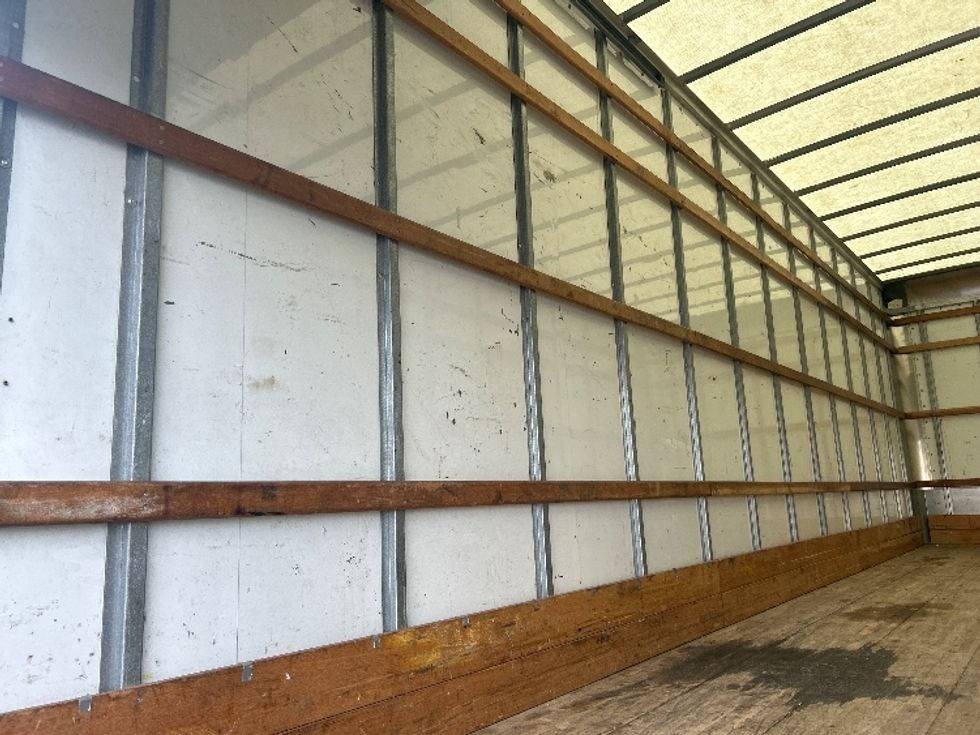 Medium Duty Box Truck-Light and Medium Duty Trucks-International-2022-MV607-Earth City-MO-243,657\n\t\tmiles-$ 36,750 - Image 11