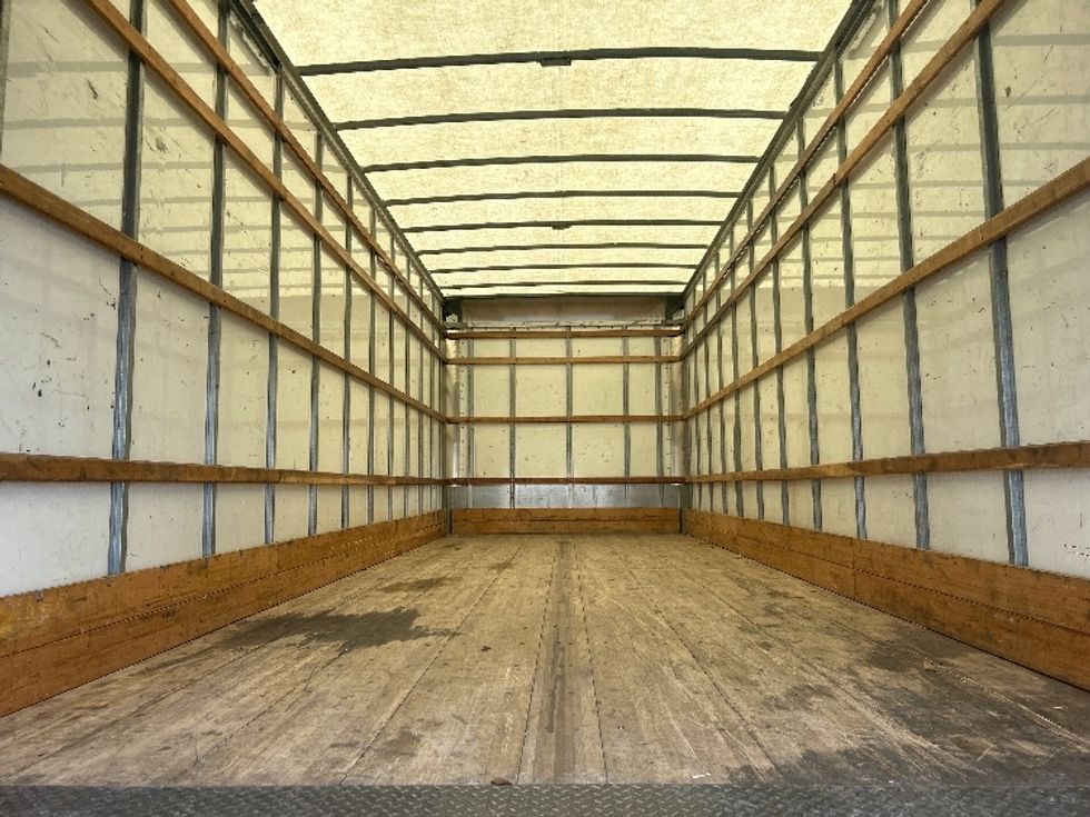 Medium Duty Box Truck-Light and Medium Duty Trucks-International-2022-MV607-Earth City-MO-243,657\n\t\tmiles-$ 36,750 - Image 8