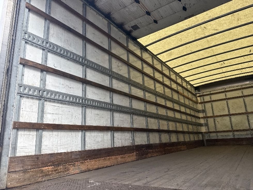 Medium Duty Box Truck-Light and Medium Duty Trucks-International-2022-MV607-East Chicago-IN-224,681\n\t\tmiles-$ 48,000 - Image 11