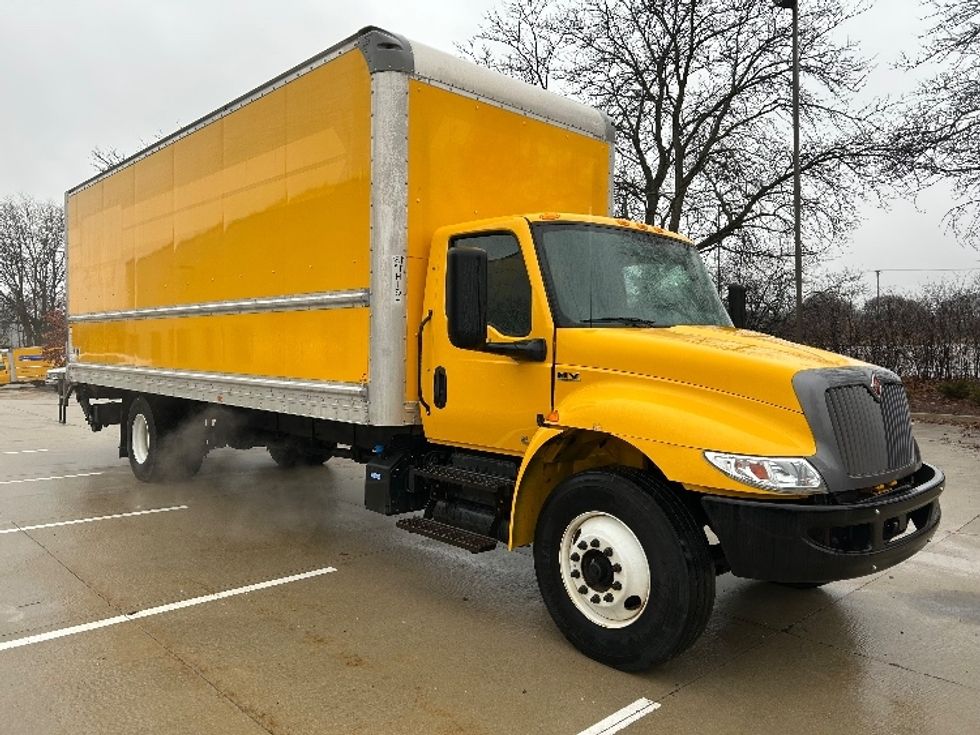 Medium Duty Box Truck-Light and Medium Duty Trucks-International-2022-MV607-East Chicago-IN-78,752\n\t\tmiles-$ 72,250 - Image 1