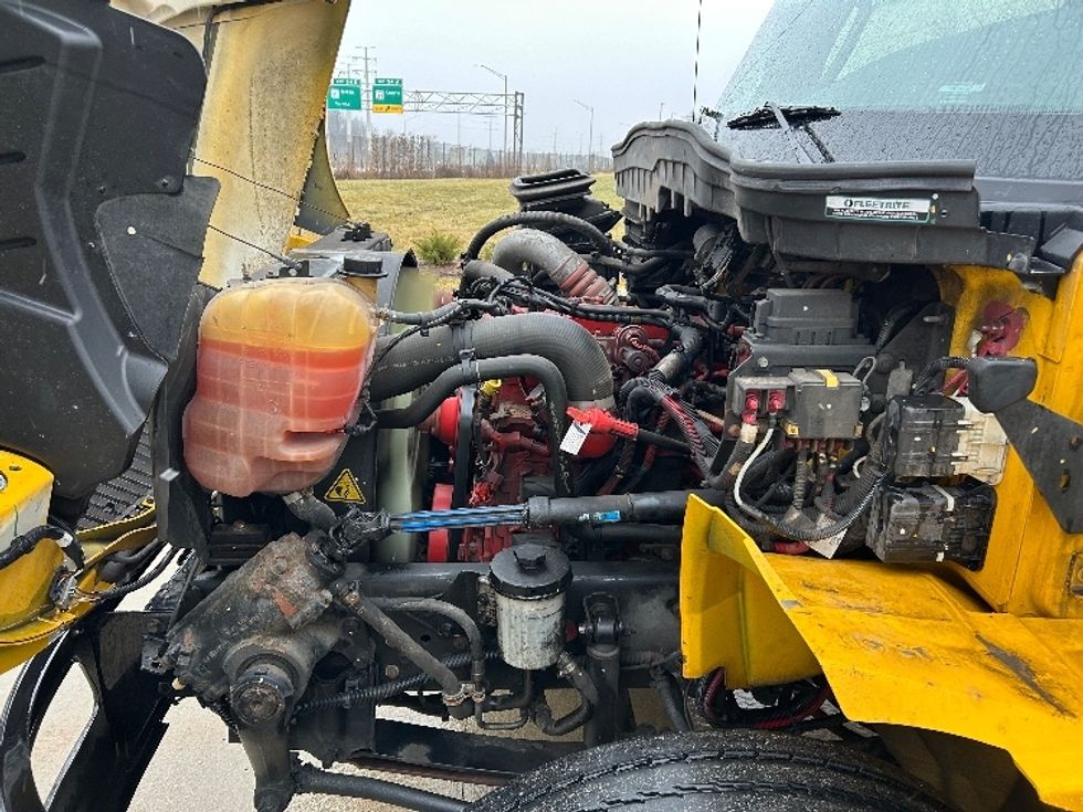 Medium Duty Box Truck-Light and Medium Duty Trucks-International-2022-MV607-East Chicago-IN-78,752\n\t\tmiles-$ 72,250 - Image 24