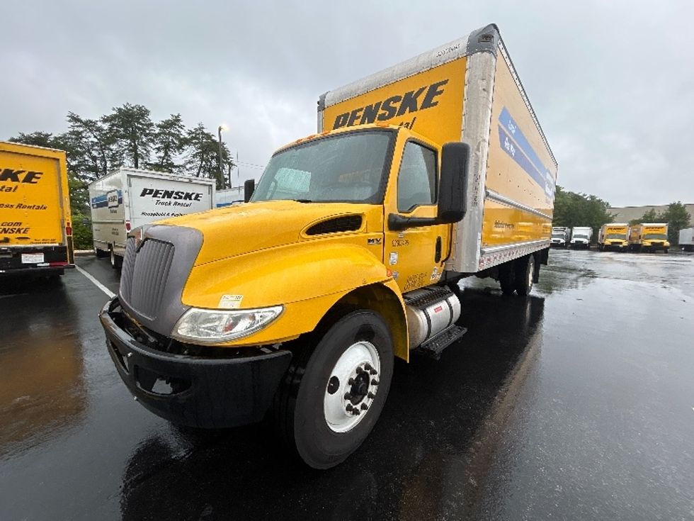 Medium Duty Box Truck-Light and Medium Duty Trucks-International-2022-MV607-Eden-MD-245,999\n\t\tmiles-$ 37,750 - Image 1