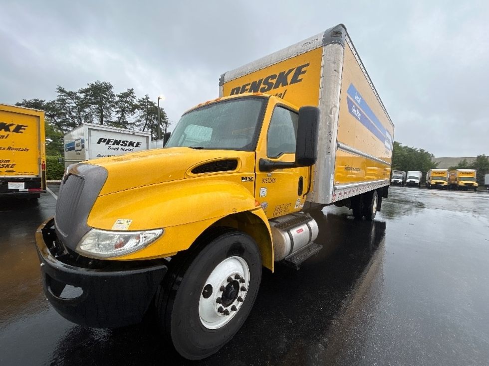 Medium Duty Box Truck-Light and Medium Duty Trucks-International-2022-MV607-Eden-MD-245,999\n\t\tmiles-$ 37,750 - Image 3
