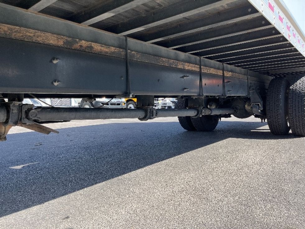 Medium Duty Box Truck-Light and Medium Duty Trucks-International-2022-MV607-El Paso-TX-194,336\n\t\tmiles-$ 55,000 - Image 5