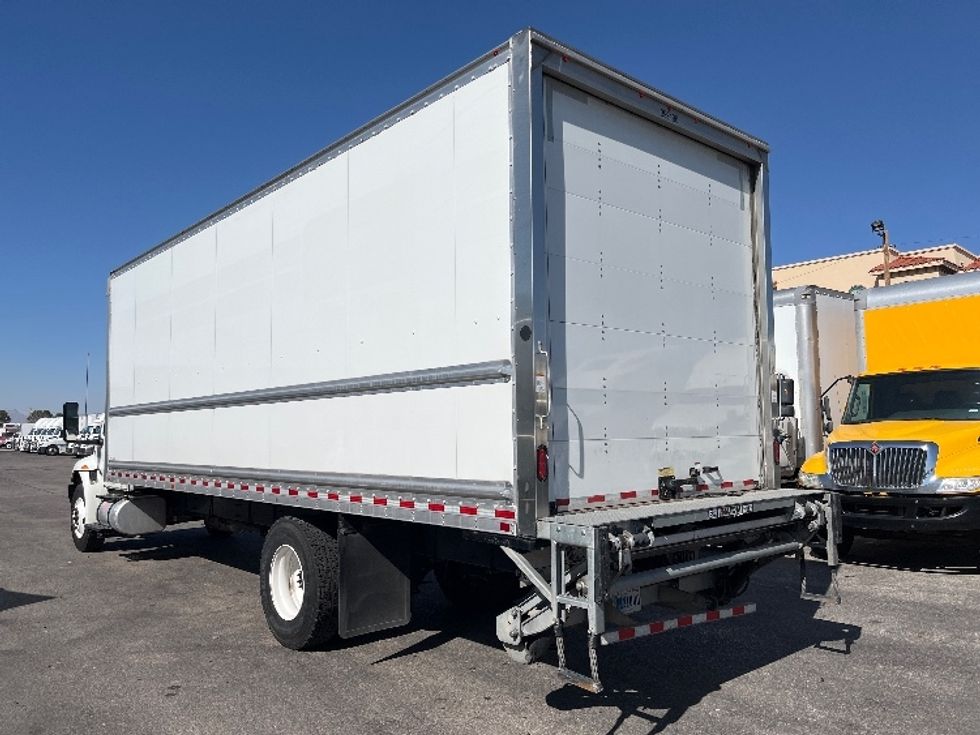 Medium Duty Box Truck-Light and Medium Duty Trucks-International-2022-MV607-El Paso-TX-194,336\n\t\tmiles-$ 55,000 - Image 6