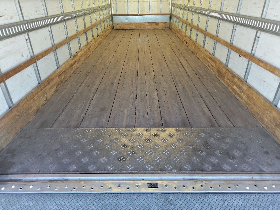 Medium Duty Box Truck-Light and Medium Duty Trucks-International-2022-MV607-El Paso-TX-213,311\n\t\tmiles-$ 60,000 - Image 10