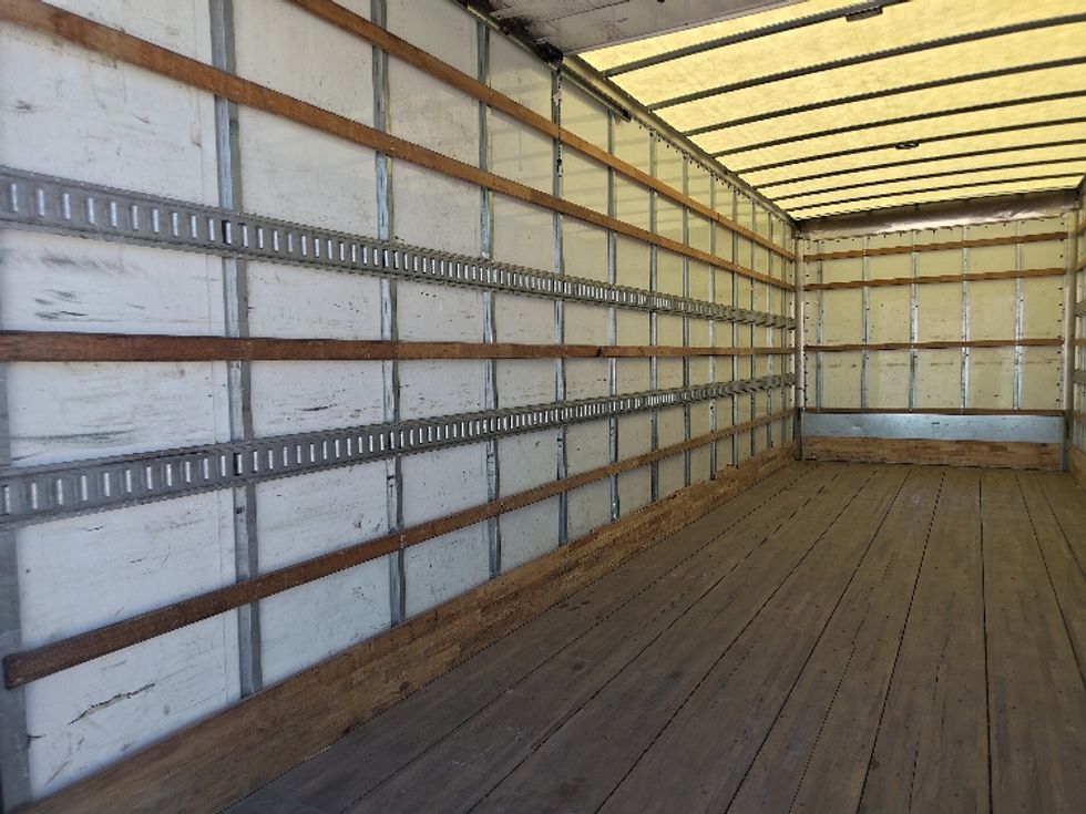 Medium Duty Box Truck-Light and Medium Duty Trucks-International-2022-MV607-El Paso-TX-213,311\n\t\tmiles-$ 60,000 - Image 11