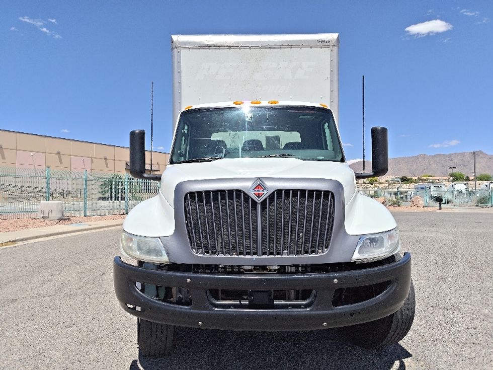 Medium Duty Box Truck-Light and Medium Duty Trucks-International-2022-MV607-El Paso-TX-213,311\n\t\tmiles-$ 60,000 - Image 2
